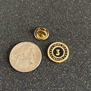 Generic 3 Years Of Service Business Award Pin Pinback #43814 - Picture 1 of 2