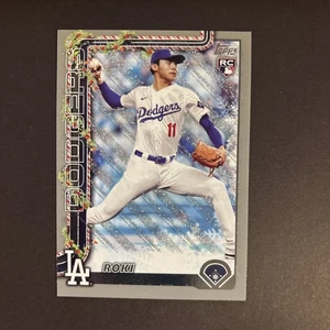 2025 Topps Holiday Roki Sasaki RC Grey glitter  Parallel #H23 - Picture 1 of 2