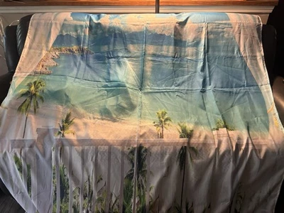 Cortina de ducha tema océano con anillos Foto 1 de 3