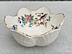 5" Aynsley Pembroke Scalloped Cockle Shell Bowl, Birds & Flowers, Gold Rim - Picture 1 of 3