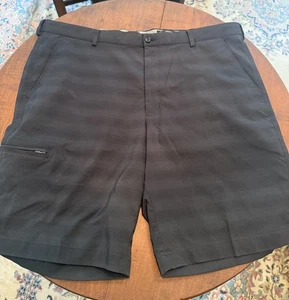 Greg Norman Men's Performance Golf Short Black Size 40 Stretch Shorts - Picture 1 of 3