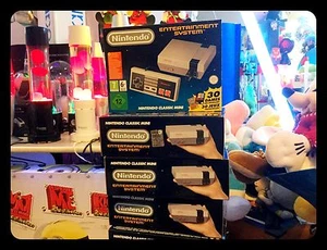 Nintendo Classic Mini Nintendo Entertainment System NES +30 Games Release 2016 - Picture 1 of 1