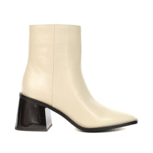Botines Sam Edelman Winnie modernos de cuero marfil con tacón H8575L1100 - Imagen 1 de 4