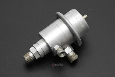 Audi 80 B3 100 C4 B4 Kraftstoffdruckregler Druckregler 0438161008 034133534H Foto 1 de 4