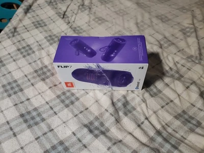 JBL FLIP 7 Portable Waterproof Wireless Bluetooth Speaker - PURPLE - Image 1 of 4