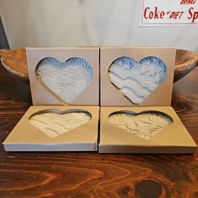 New 4 Pampered Chef Seasons Of The Heart Limited Edition Stoneware Cookie Molds - Image 1 of 4