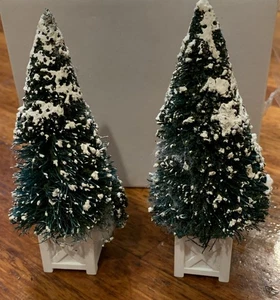 Department 56 Weihnachtsdorf Topiary Set 2 Immergrüner Baum 5192-6 - Bild 1 von 3