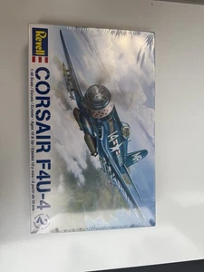 REVELL F 4U-4 CORSAIR AIRPLANE MODEL KIT aereo scala 1:48 Skill 4 85-5248 NUOVO - Foto 1 di 6