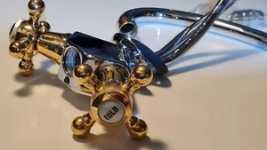 Nostalgie- Waschtischarmatur Friedrich Grohe, messing-chrom mit Kreuzgriffen - Bild 1 von 6