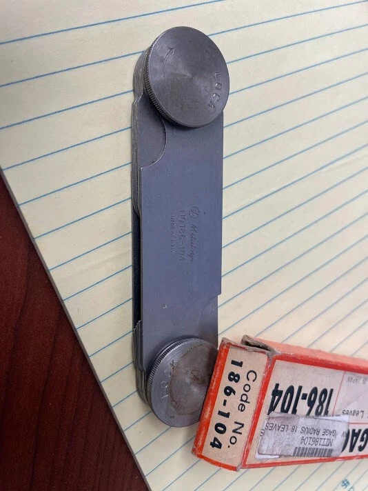 MITUTOYO 9/32-33/64 RADIUS GAGE 16 LEAVES 186-104 — 第 1/1 张图片