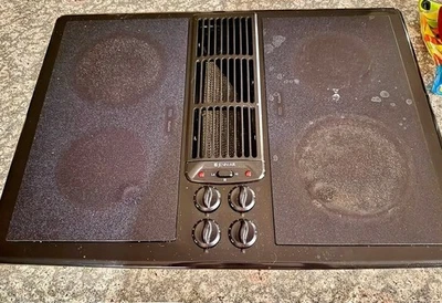 Cocina eléctrica de tiro descendente JENN-AIR negra JED8230ADB  Foto 1 de 4