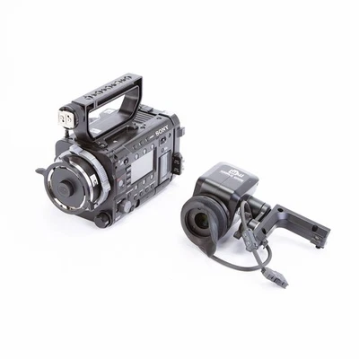 Paquete de cámara de cine digital Sony PMW-F55 CineAlta 4K - (1956 horas) SKU#1977979 Foto 1 de 4