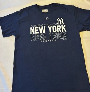 NY Yankees Majestic T-Shirt Navy -Large - Picture 1 of 7