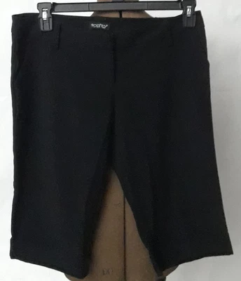 Pantalones Cortos para Caminar Poesía Mujeres Color Negro Talla Grande Mezcla Tela Indonesia Foto 1 de 4