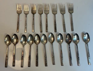 Juego de cubiertos vintage Oneida Community plateado patrón CORONACIÓN 18 piezas - Imagen 1 de 15