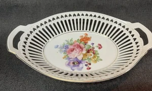 Vintage Reticulated Oval Cut Lattice Porcelain With Hearts Cut Outs 10” x 7” - Picture 1 of 14