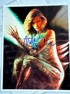 NATASHA HENSTRIDGE Species 8x10 Photo Autograph Signed W/ COA - Picture 1 of 4