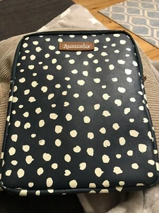 Accessorize ipad soft case - Faux Leather, Navy With White Spots - Bild 1 von 3
