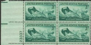Scott 936 - Plate Block Of 4 - Coast Guard In World War II - MNH - 1945 - Picture 1 of 1