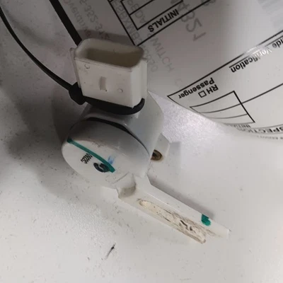 Переключатель педали тормоза Buick Encore 2022 2021 2020 2019 2018 - Изображение 1 из 4