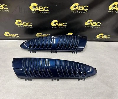 2000 GMC Yukon XL1500 Rear Exterior Left & Right D Pillar Trim Set Pair - Image 1 of 4