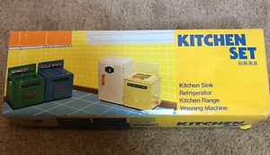 Juego de cocina vintage de metal en caja original. 4 piezas - Imagen 1 de 12