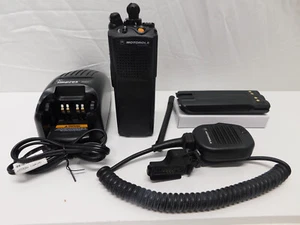 Motorola XTS5000 VHF 136-174mhz P25 Przenośne radio Conv / Trunking z AES / DES - Zdjęcie 1 z 1