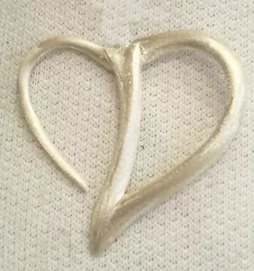 Spilla in ARGENTO 925 con INIZIALE " D " a forma di CUORE - finitura satinata - - Imagen 1 de 2