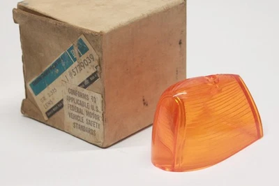 Nuevo de Lote Antiguo Chevrolet Van G20 G30 Lámpara Exterior Liquidación Lente Ámbar 5729038 Foto 1 de 4