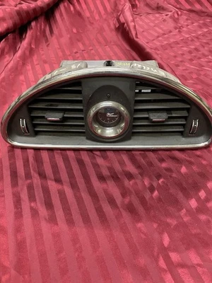2013-2017 BUICK ENCLAVE OEM CENTER DASH AC VENT AIR VENT CLOCK TRIM PANEL - Image 1 of 4