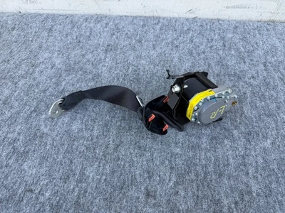 CINTURÓN SEGURIDAD TRASERO CONDUCTOR IZQUIERDO HEBILLA NEGRO LEXUS RC350 RC300 (2015-2024) OEM Foto 1 de 3