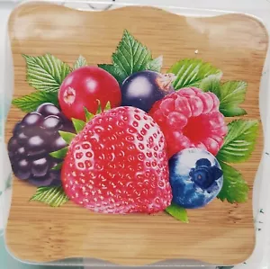 Set 4 sottobicchieri e tappetino isolante in plastica uguale (4"x4") FRUTTA, BACCHE, Haida - Foto 1 di 9