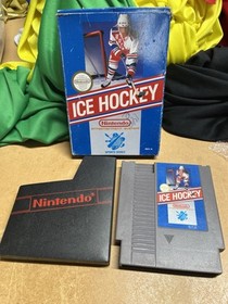 Ice Hockey (Nintendo Entertainment System, 1988) casi completo con caja sin manual