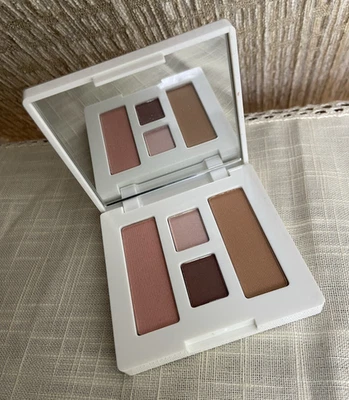 Clinique Compact Colour Surge Eye Shadow Duo Sunkissed Bronzer PinkBlush Blusher - Image 1 of 4