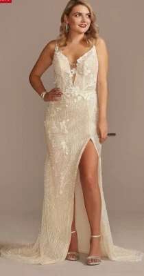 David’s Bridal Galina Signature Beaded Plunge Wedding Dress - MBSWG887, Size 4 - Image 1 of 4