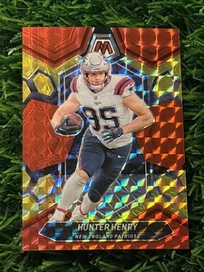 2024 Panini Mosaic Choice Fusion Red & Yellow Prizm /80 Hunter Henry #152 - Picture 1 of 2