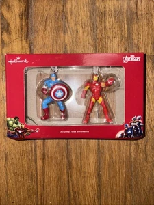 Neu in Verpackung Hallmark Marvel Avengers Weihnachtsschmuck 2er-Pack Iron Man/Captain America - Bild 1 von 5