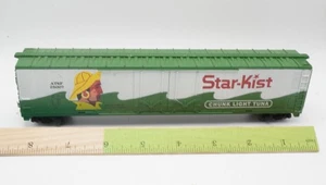 NICE Vintage TYCO Star-Kist Tuna HO Scale Train Car ATSF 25007 Green 8" - Picture 1 of 10