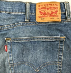 Levis 505 Regular Fit Denim Blue Jeans Mens 38x32 Red Tab Straight Leg - Picture 1 of 11