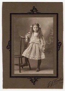 ADORABLE GIRL WITH RIBBONS : G.J. VREELAND : ENID OKLAHOMA :SON OF ROSA VREELAND - Picture 1 of 3