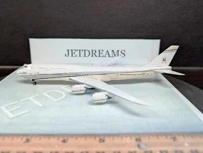 1/400 GOBIERNO DE BRUNEI VUELO REAL BOEING 747-8 AÑOS 20 COLORES V8-BKH PHOENIX Foto 1 de 4