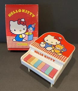 Hello Kitty Spielzeug Klavier Sanrio 8 Tasten Made In Japan Sammlerstück 1985 OVP - Bild 1 von 13