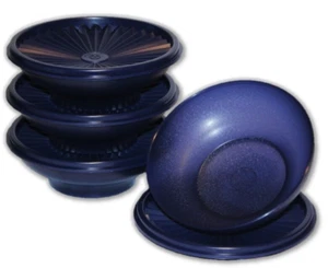 Juego de 4 tazones Tupperware Servalier ensalada y cereal con sellos de acordeón azul oscuro - Imagen 1 de 3