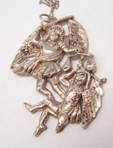 VTG LARGE STERLING SILVER RELIGIOUS PENDANT MEDAL ST MICHAEL - Picture 1 of 5