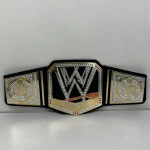 Cinturón de título de campeonato Mattel WWE réplica para niños 2012 - Imagen 1 de 8