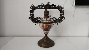 Antike Petroleumtischlampe Majolika, Messing, ohne Glaszylinder und Lampenschirm - Bild 1 von 11