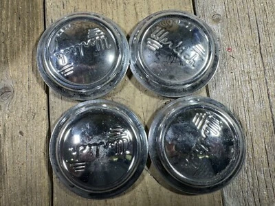 DE COLECCIÓN TAPACUBOS COCHE PEDAL ANTIGUO CARRO RUEDA TAPACUBOS WELRICH Foto 1 de 4