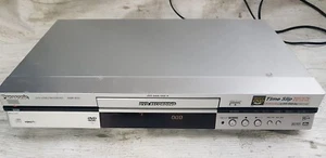 Panasonic DMR-E50EB9-S DVD Videorecorder Silber DVD-RAM DVD-R DMR-E50 HDD - Bild 1 von 11