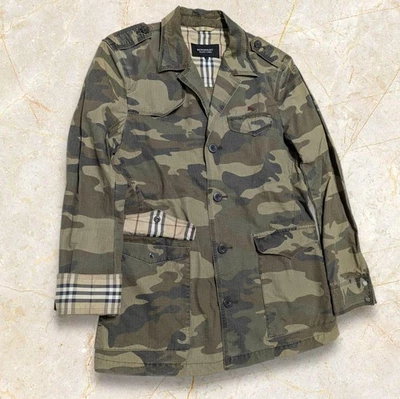 Chaqueta militar Burberry etiqueta negra a cuadros Nova camuflaje L usada #EK BBB Foto 1 de 4