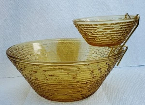 Vintage 1970s Anchor Hocking Soreno Textured Honey Gold Glass Chip Dip Bowl Set - Picture 1 of 6